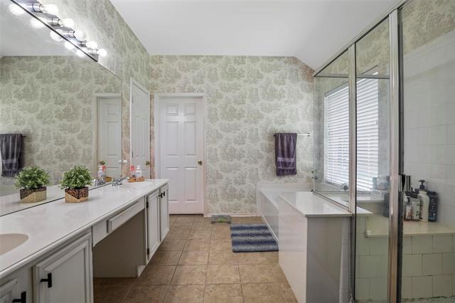 Building Photo - 7812 Roaring Ridge Dr