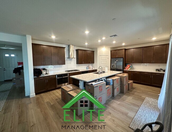 Building Photo - 6089 Waddington Wy