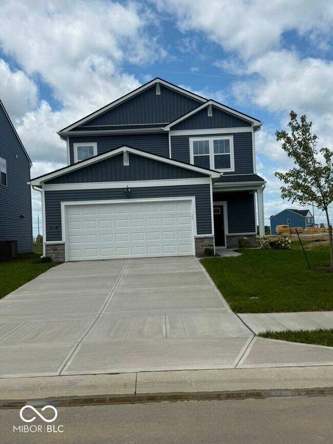 Building Photo - 3802 Sterling Dr