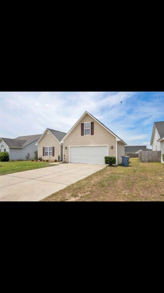 Building Photo - 2540 Cameron Woods Ln