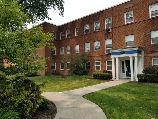 Primary Photo - 2 bedroom Mayflower Condo for Rent