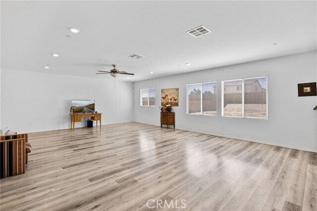 Building Photo - 12487 Sunset Rd