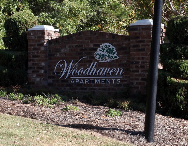 Building Photo - Oakhaven Apartments