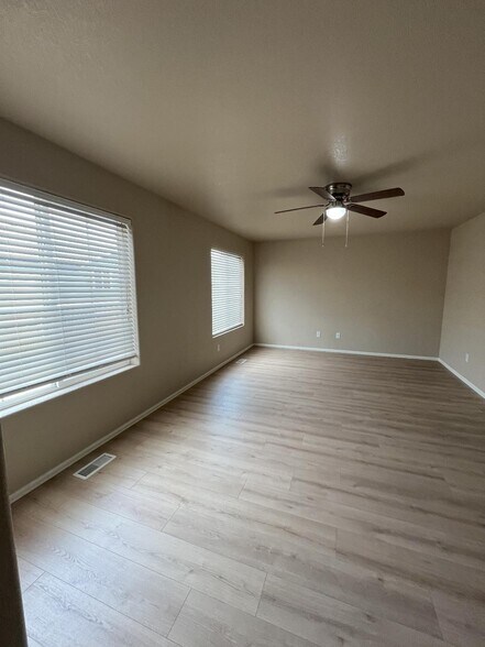 master bedroom with ceiling fan - 3070 Harpy Grove