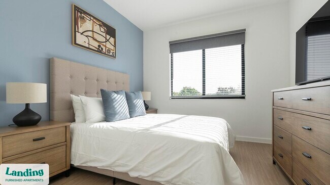 Building Photo - 7301 Lake Bank Lp