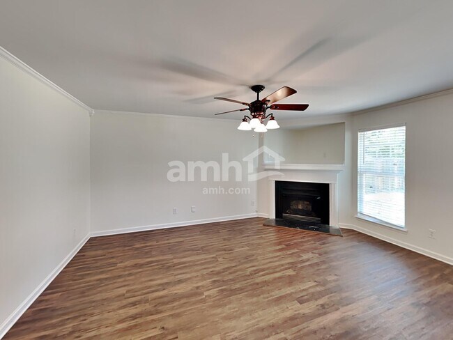 Building Photo - 1606 Harrison Way