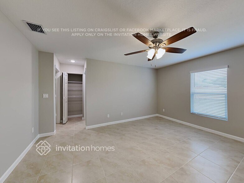 Building Photo - 4392 SW Calah Cir