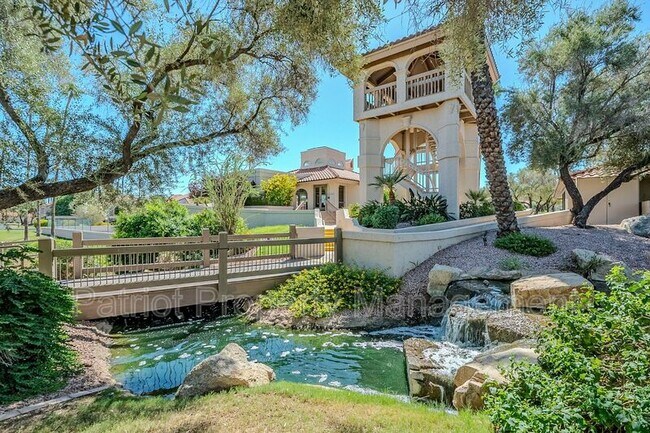 Building Photo - 9711-9711 E Mountain View Rd