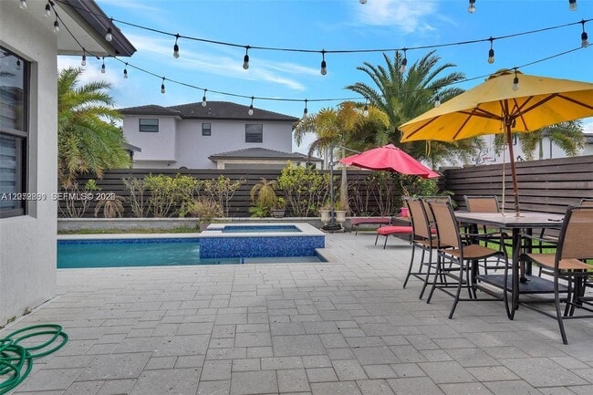 Building Photo - 8820 NW 155th Ter