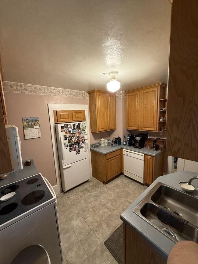 Building Photo - 2 bedroom in Billings MT 59101