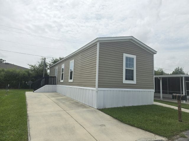 Primary Photo - 2 Stebbins Dr
