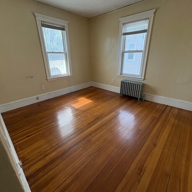 Building Photo - 46 Armandine St