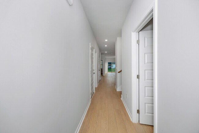 Building Photo - 149 Wolfe Ln