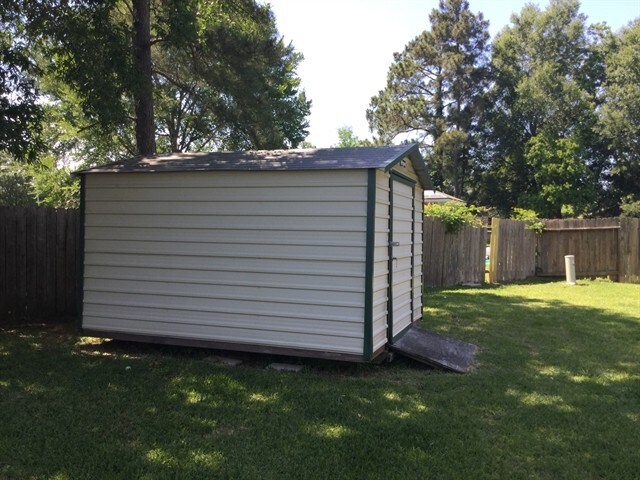 Building Photo - 9830 Wing St