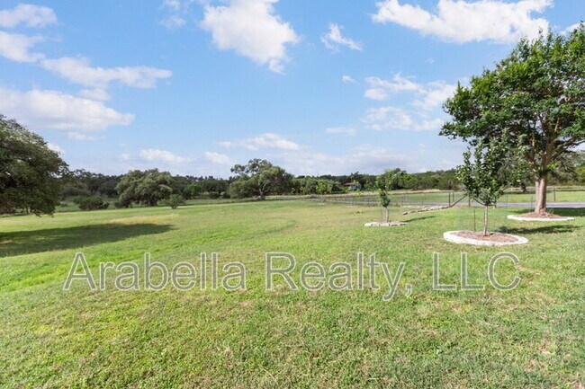 Building Photo - 1702 Shepherds Ranch