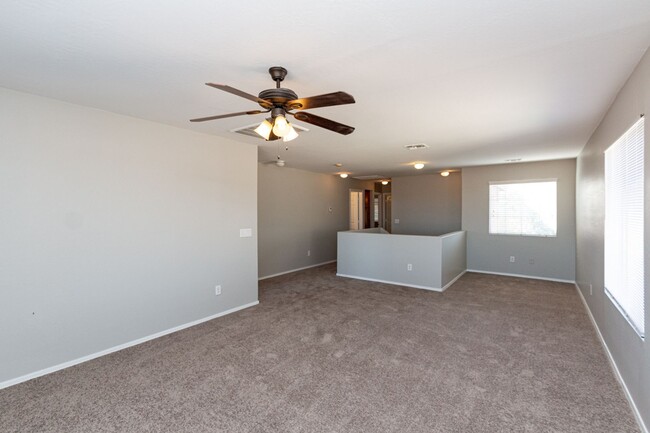 Building Photo - 31569 N Sundown Dr