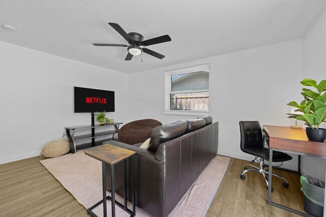 Building Photo - 2229 Alice Rd