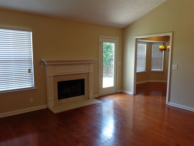 Building Photo - 1669 St Andrews Dr