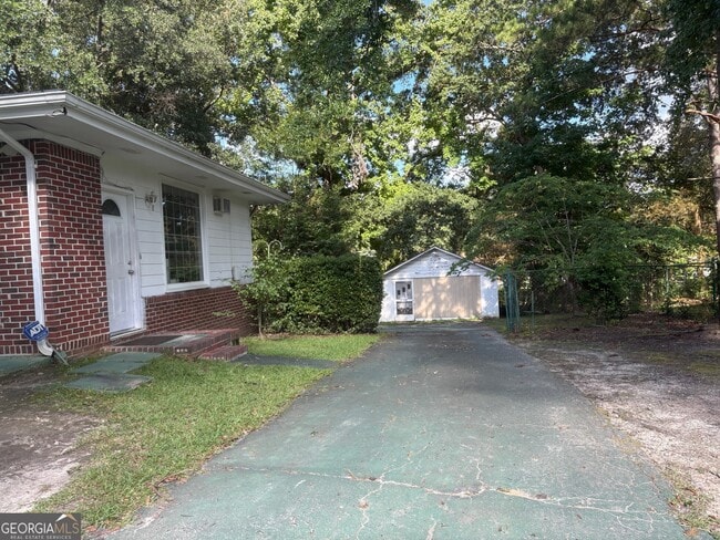 Building Photo - 6826 Mayo Dr