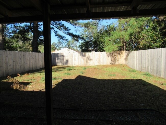 Building Photo - 2 BR 1.5 BA Duplex in Twinwood