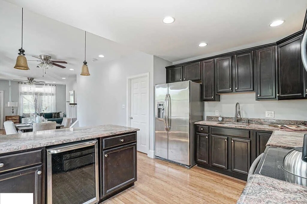 Building Photo - 217 Shurs Ln