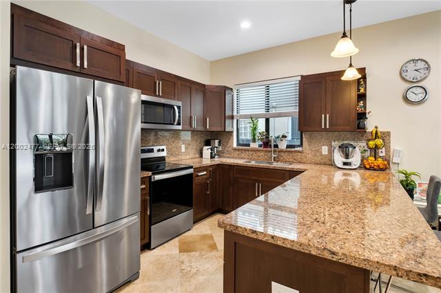 Building Photo - 3141 Day Ave