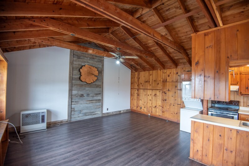 Building Photo - 207 Doe Meadows Dr