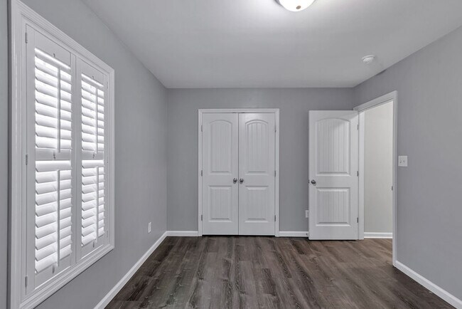 Building Photo - 202 Cottage Brook Ct