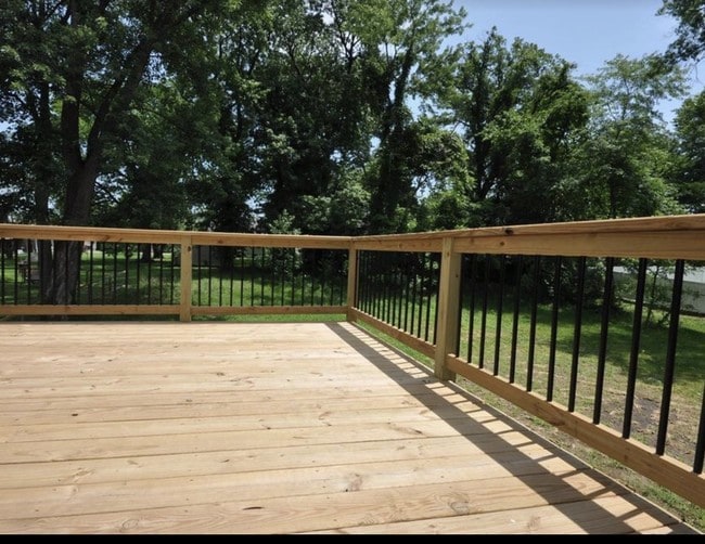 Building Photo - 252 Seminole St