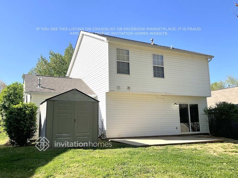 Building Photo - 10640 Greatford Ct