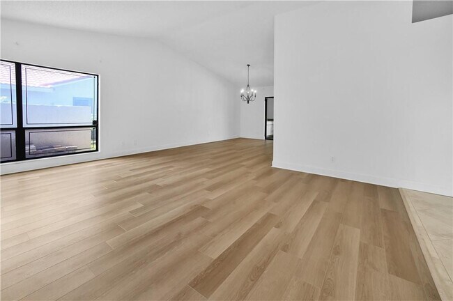 Building Photo - 10765 NW 9th Ct