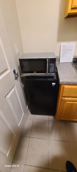 Building Photo - 3180 Fish Ave