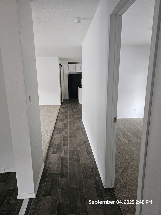 Building Photo - 3 bed 2 bath Manufactured Home