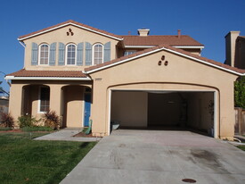 Building Photo - 26610 Weston Hills Dr