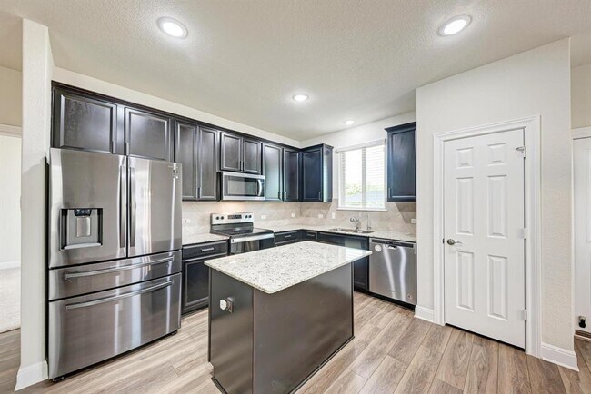 Building Photo - 120 Snowy Plover Ln