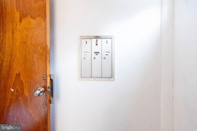 Building Photo - 545 Christian St