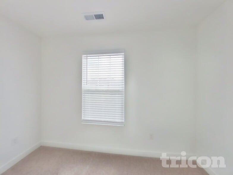 Building Photo - 11908 Moorfield Ln