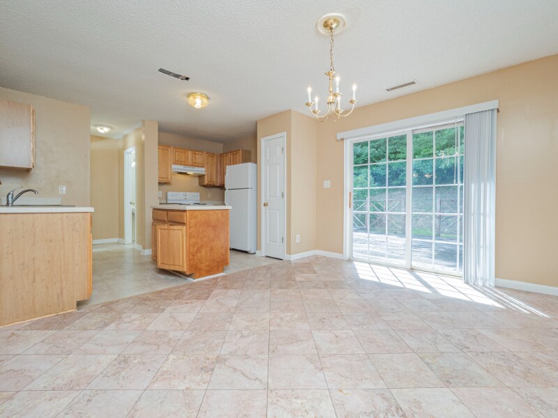Building Photo - 4712 Silverdene St