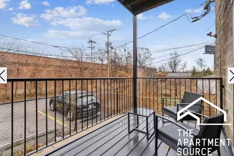 Building Photo - 3935 S Wells St