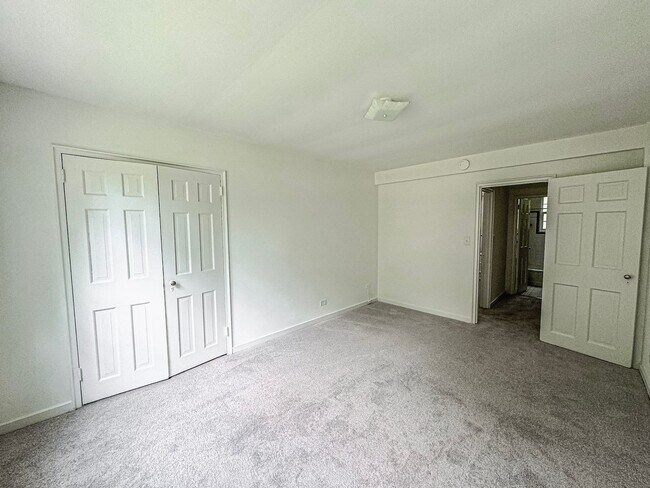 Building Photo - Charming 1 Bed 1 Bath Condo In Arlington Oaks