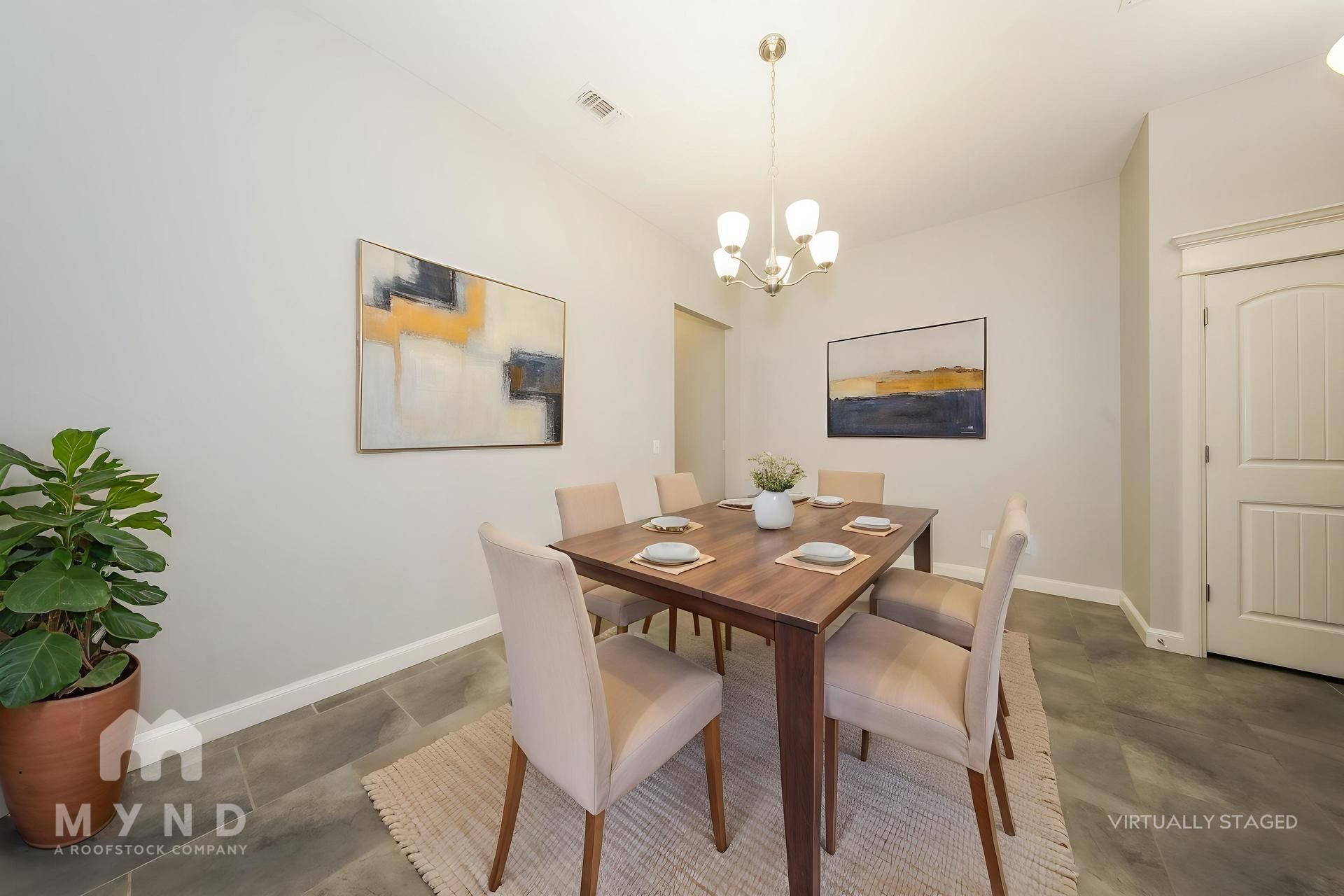 Building Photo - 1013 Merlin Dr