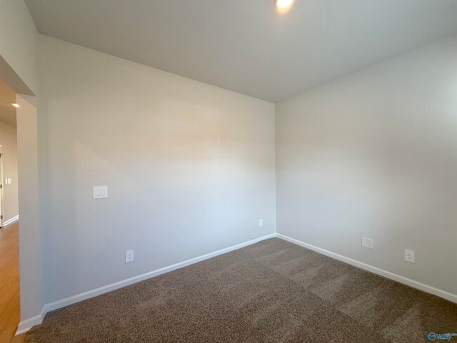 Building Photo - 14739 Mountain Strm Dr