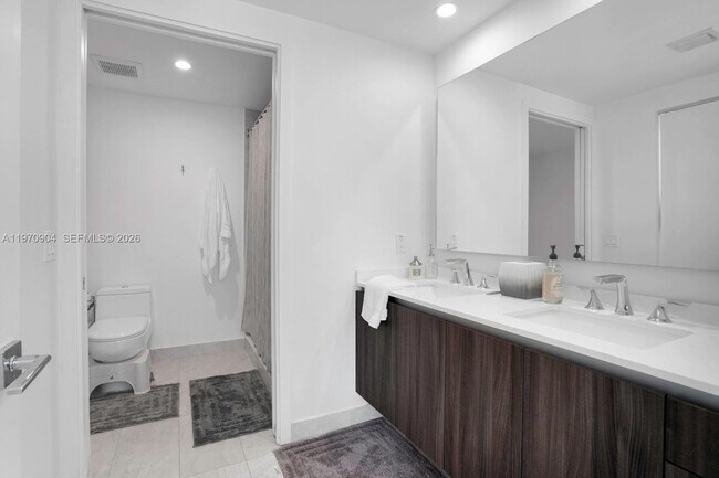 Building Photo - 488 NE 18th St