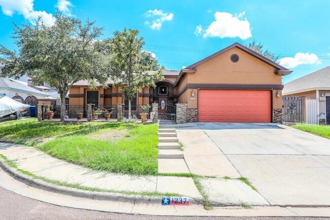 Building Photo - 1237 Whisper Hill Dr