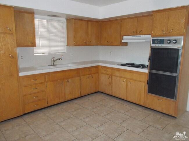 Building Photo - 12635 El Nido Pl