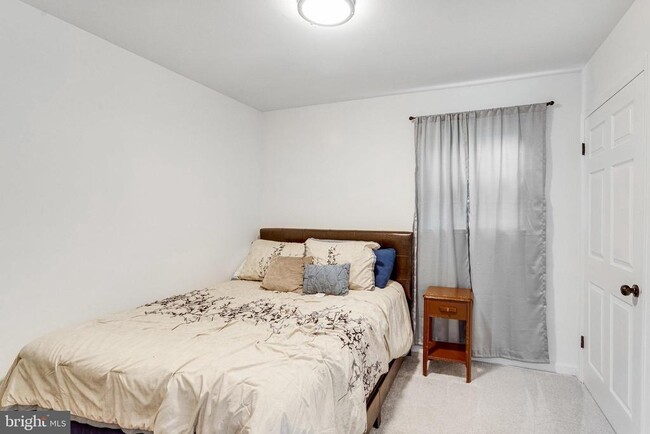 Building Photo - 4157 Waterway Dr