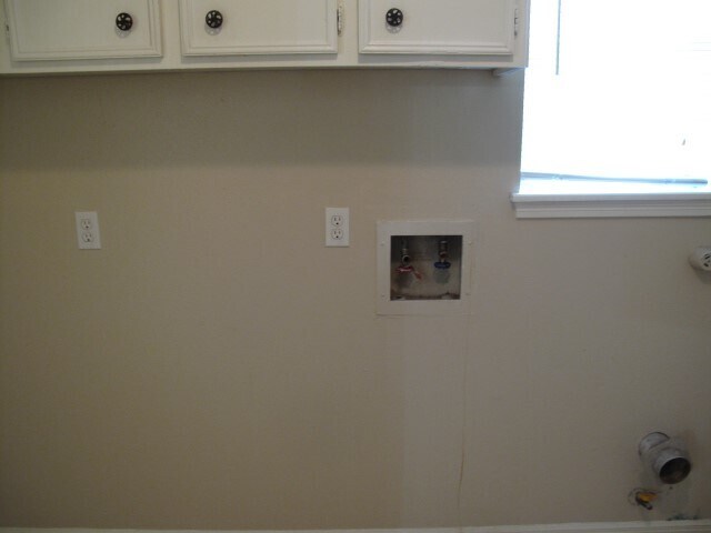 Building Photo - 702 Oder Ln