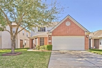 Building Photo - 3503 Barkers Crossing Ave