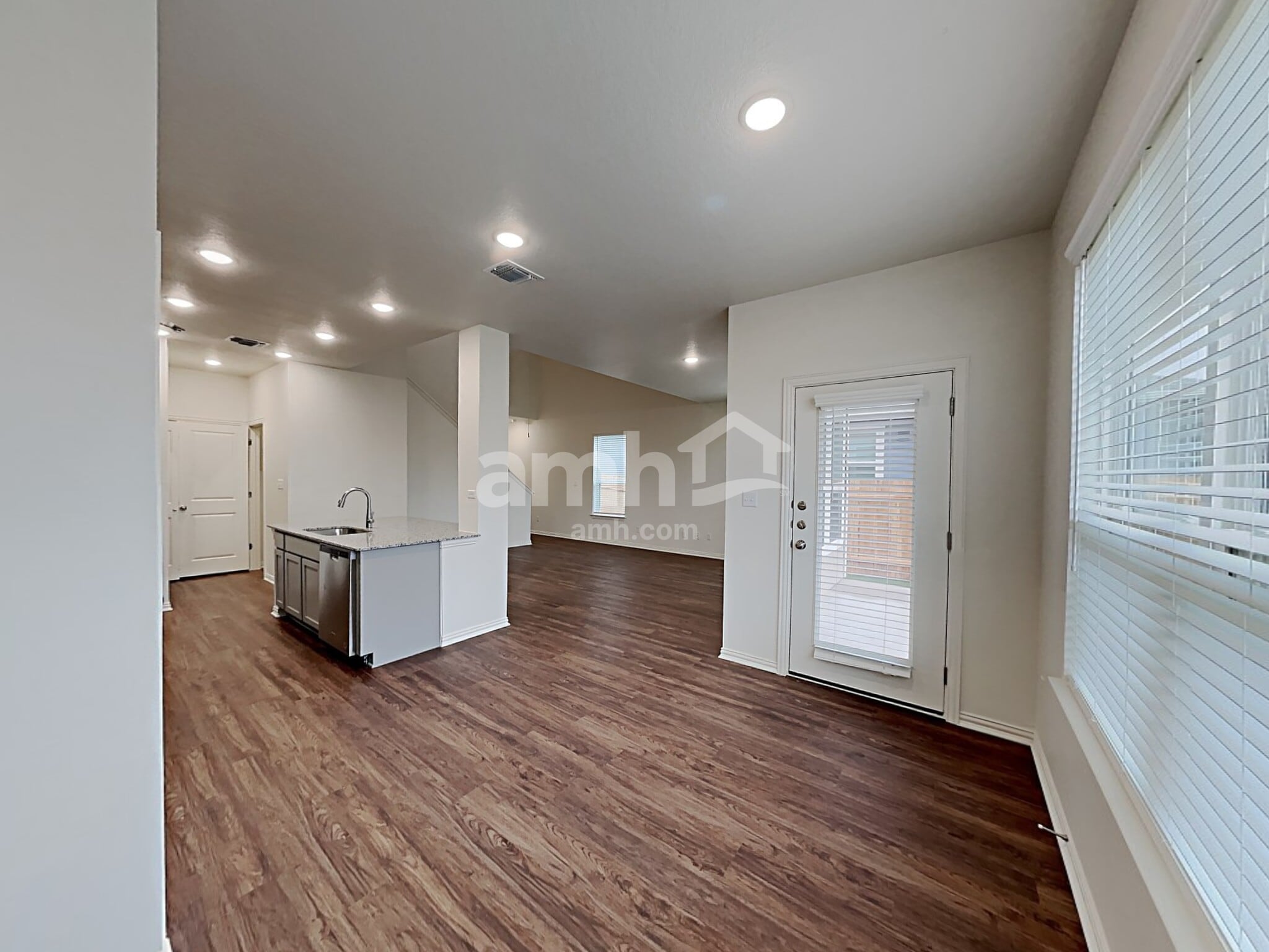 Building Photo - 360 Aspen Waters