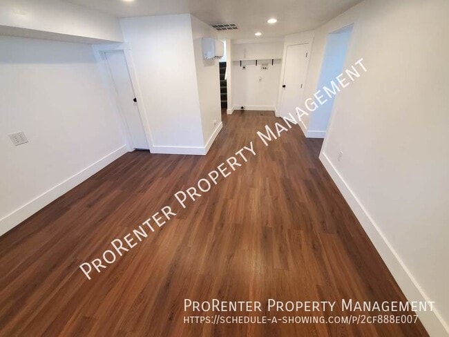 Building Photo - 145 W 200 N